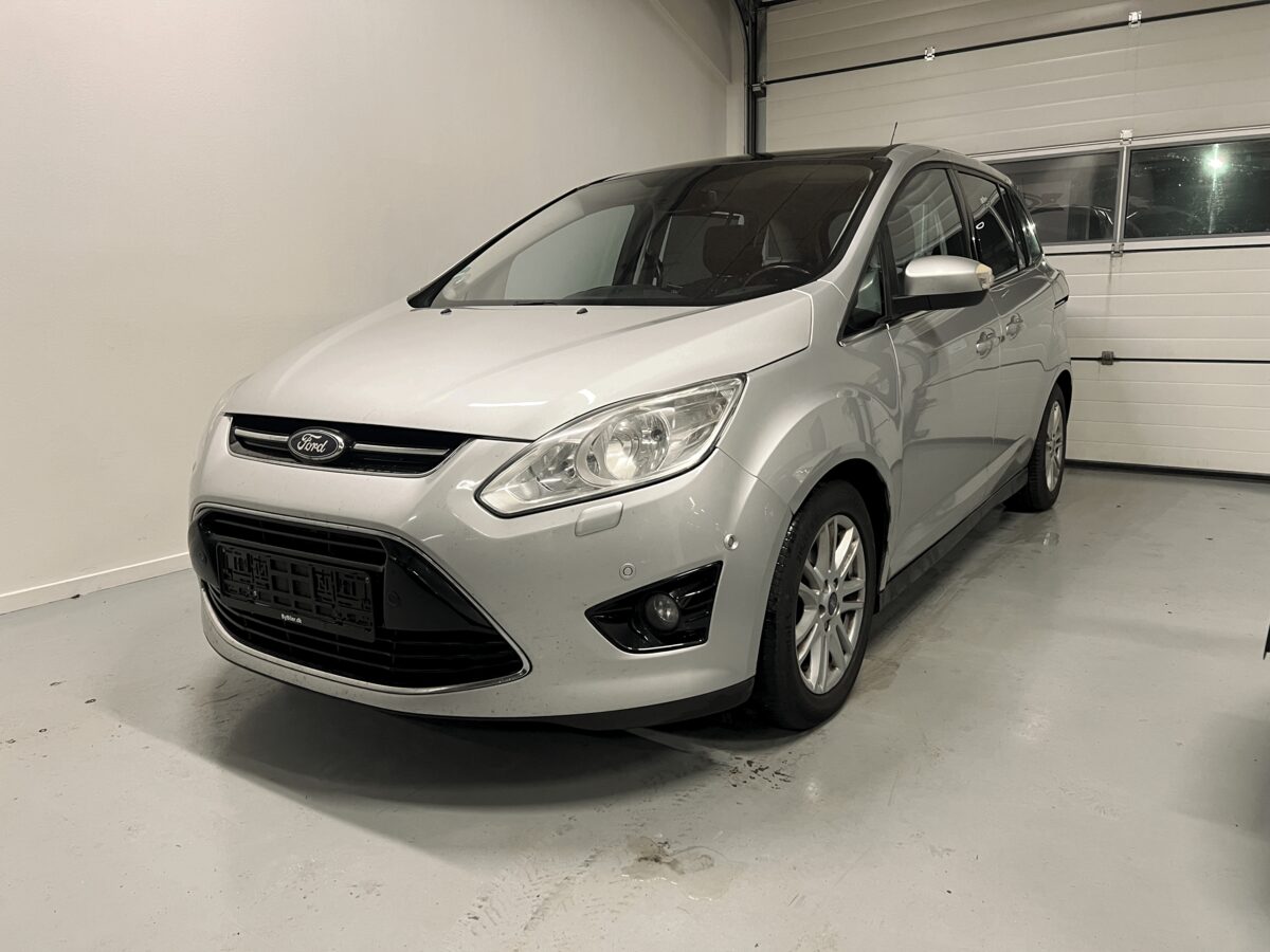 7-personers udlejningsbil hos ByBiler – Ford C-Max · Renault Grand Scenic · VW Touran